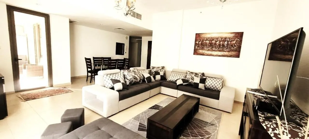 アパート 2Br Jumeirah Beach Front Residence ドバイ