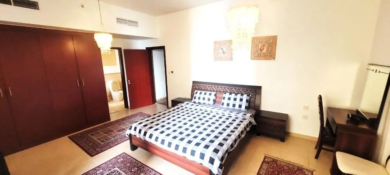 2Br Jumeirah Beach Front Residence ドバイ 0*,