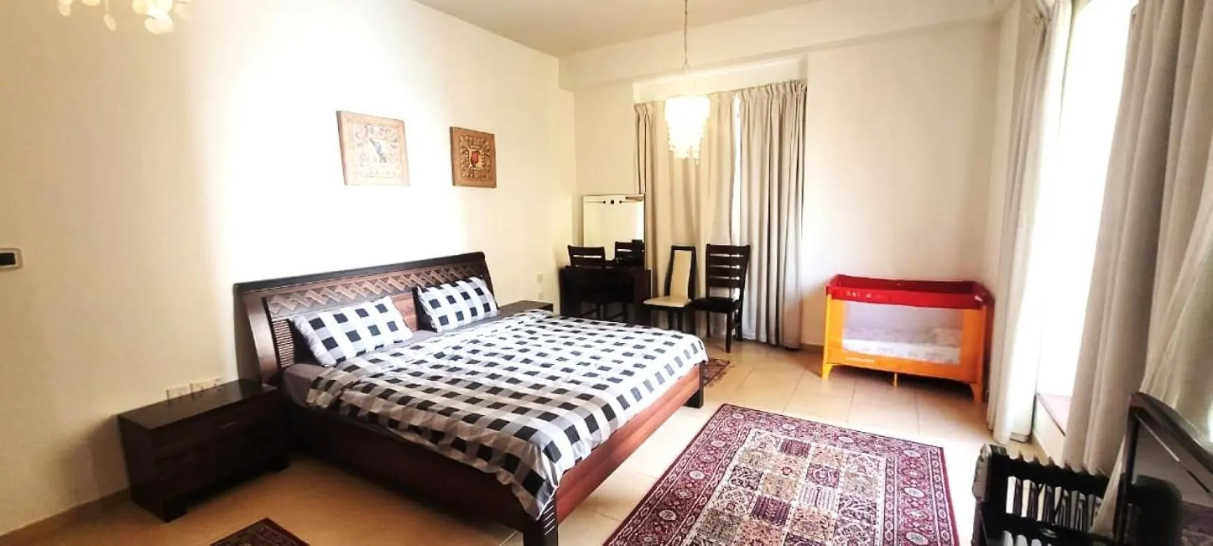 2Br Jumeirah Beach Front Residence ドバイ